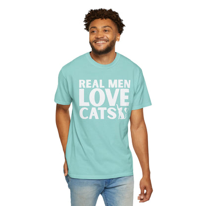Real Men Love Cats - Shirt