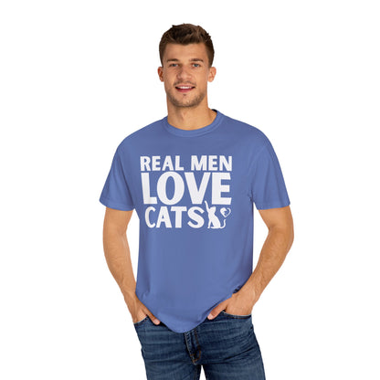 Real Men Love Cats - Shirt